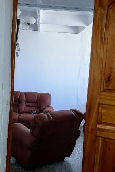 ‼️‼️NO PIERDA LA OPORTUNIDAD DE COMPRAR UN EXCELENTE APARTAMENTO CON TODO EL INMOBILIARIO NECESARIO ‼️‼️ 52898753  PRECIO: 12000 USD Con todo adentro o 10000 USD vacío · foto 3