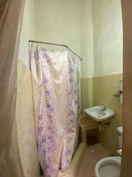 Se vende casa en Centro Habana, se dejan cosas adentro o vacia como usted desee · foto 12