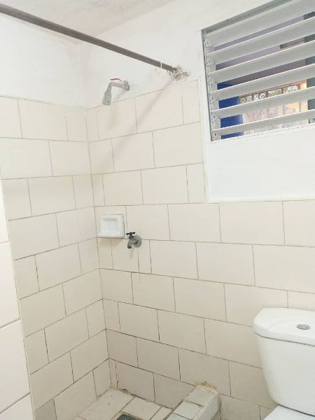 Vendo apartamento de 4 cuartos en La Lisa con teléfono fijo