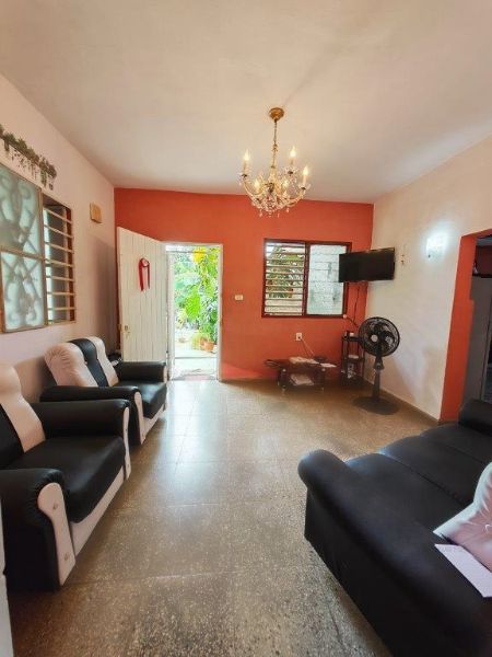 Casa indpndt sin detalle en playa d 3/4,3baños,jardín,garaje....53052463