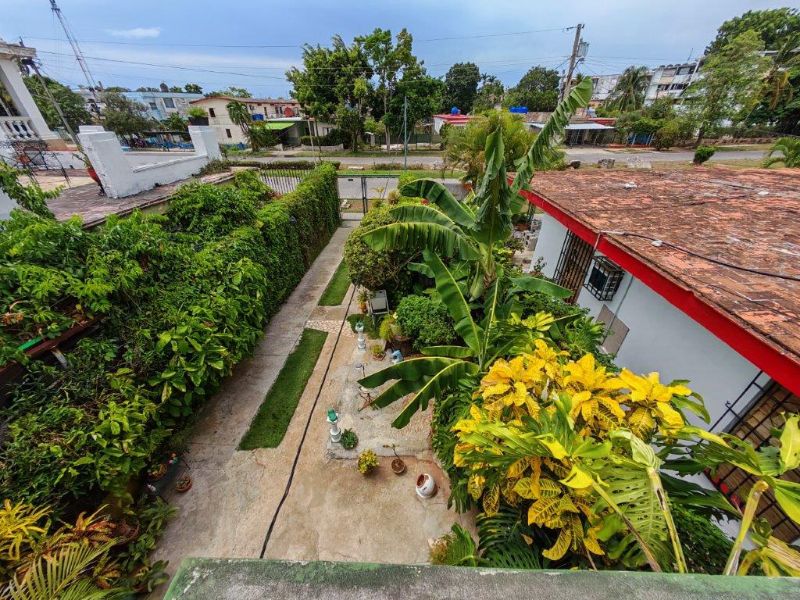 Casa indpndt sin detalle en playa d 3/4,3baños,jardín,garaje....53052463