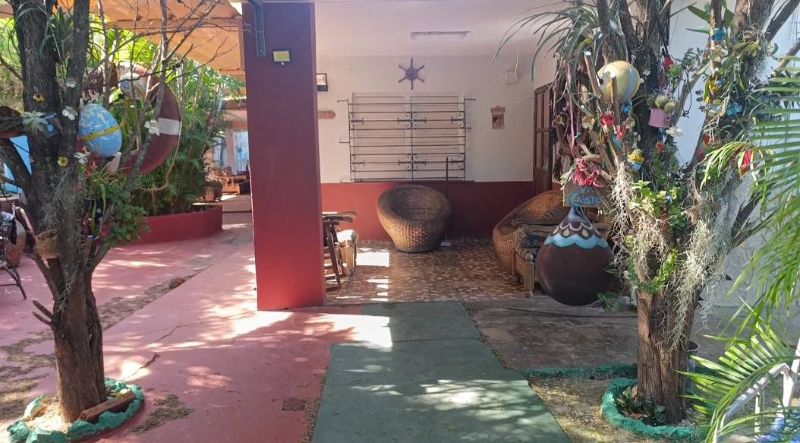 Venta de casa con piscina en Guanabo,ideal para vivir y tener negocios de rentas