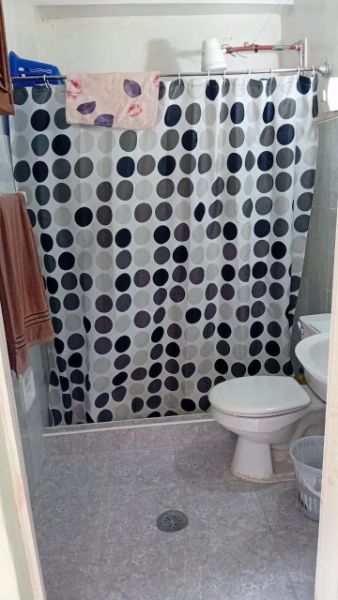 Casa independiente en Cerro + placa libre para 2da planta + documentos en regla