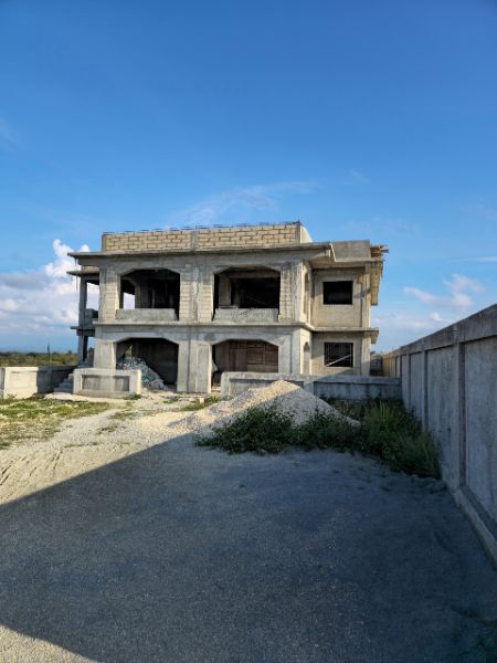 Mansión en construcción
