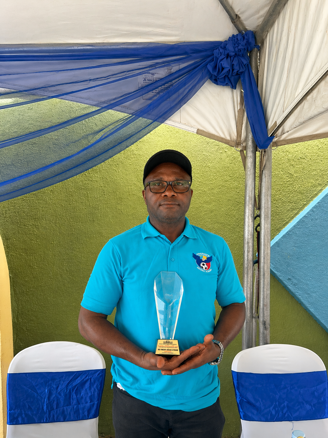 CEO with his Award