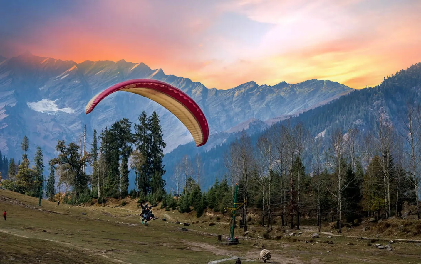 Himachal Paragliding in Manali - Image 4