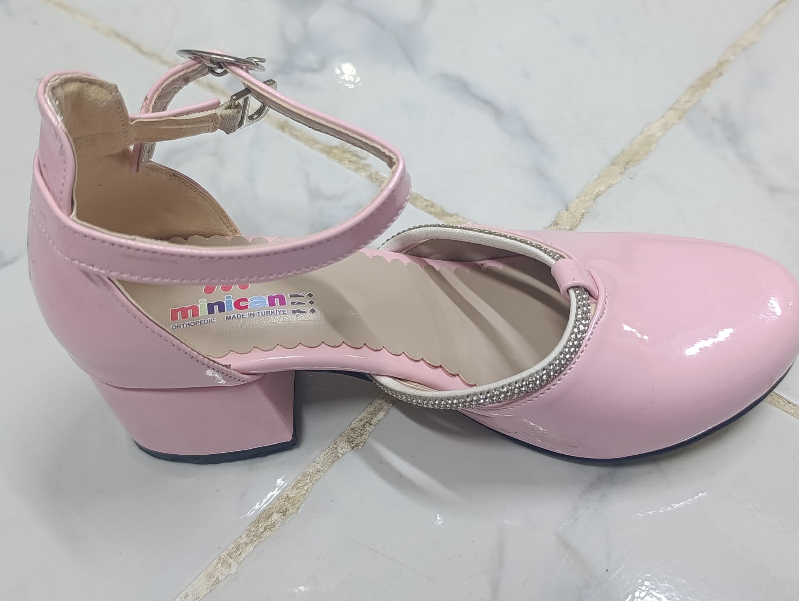 Kids turkey heel shoes