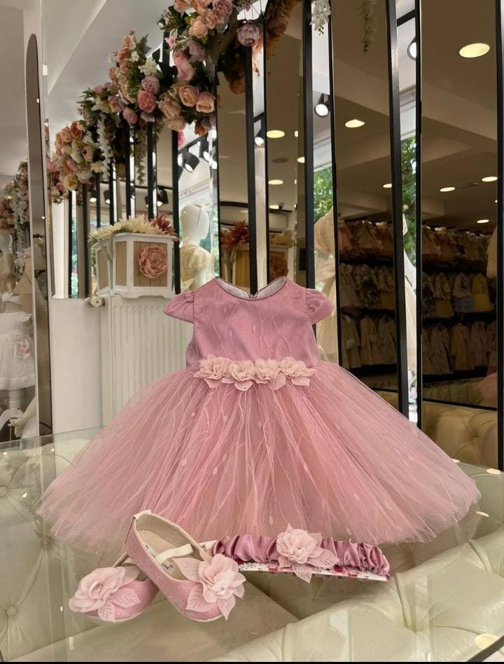 Infant girls' dresses