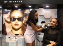 Rihanna photo