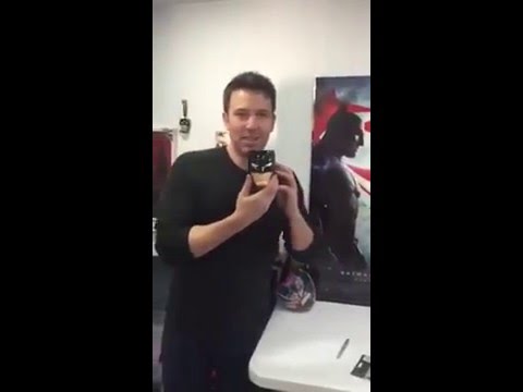 Batman v Superman: Dawn of Justice - Ben Affleck pranks inside Henry Cavill's Trailer