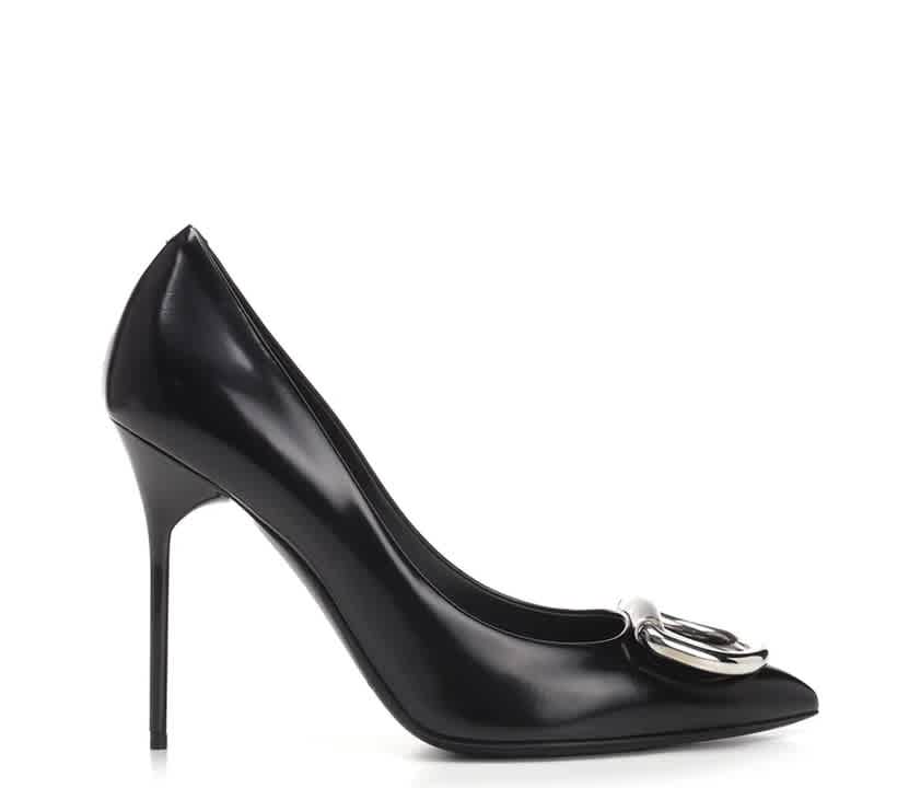 BURBERRY FLANAGAN BLACK PATENT LEATHER D-RING STILETTO PUMPS