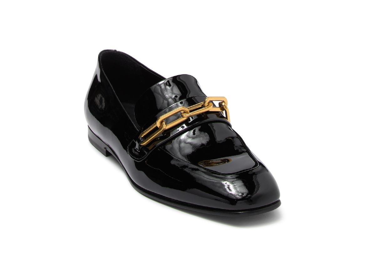 BURBERRY CHILLCOT PATENT LEATHER LINK DETAIL LOAFERS IN BLACK