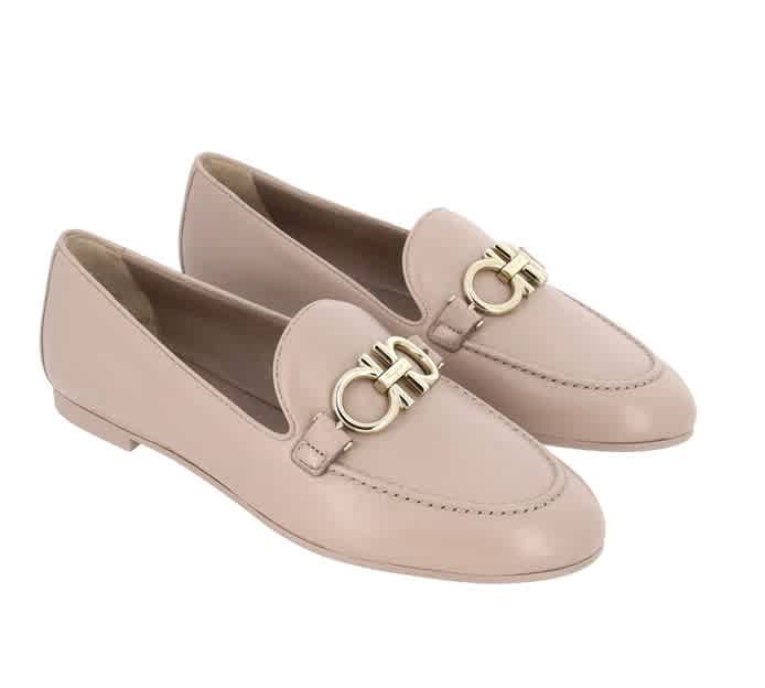 Ferragamo Gancini Moccasins In Pink