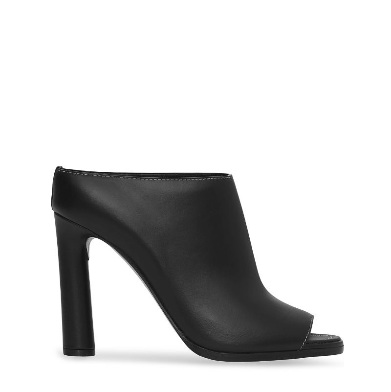 Burberry Ladies Footwear 8040006 In Black