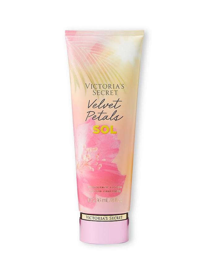 Victoria Secret Ladies Velvet Petals Sol Body Lotion 8.0 oz Fragrances 667559068402