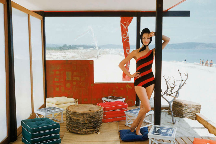 Марк Шоу (Mark Shaw) - Maillot in St. Tropez Beach Cabana , 1961