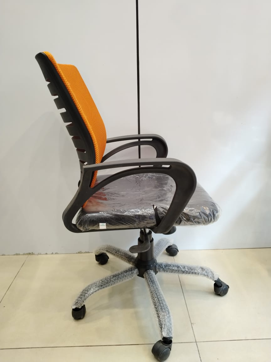 Vibrant Comfort: Orange Mesh Back Office Chair - Image 2