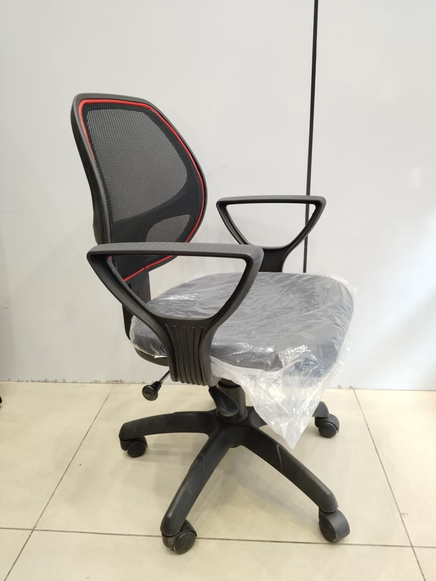 Stylish Comfort: Mesh Back Office Chair with Red Accents - Image 3