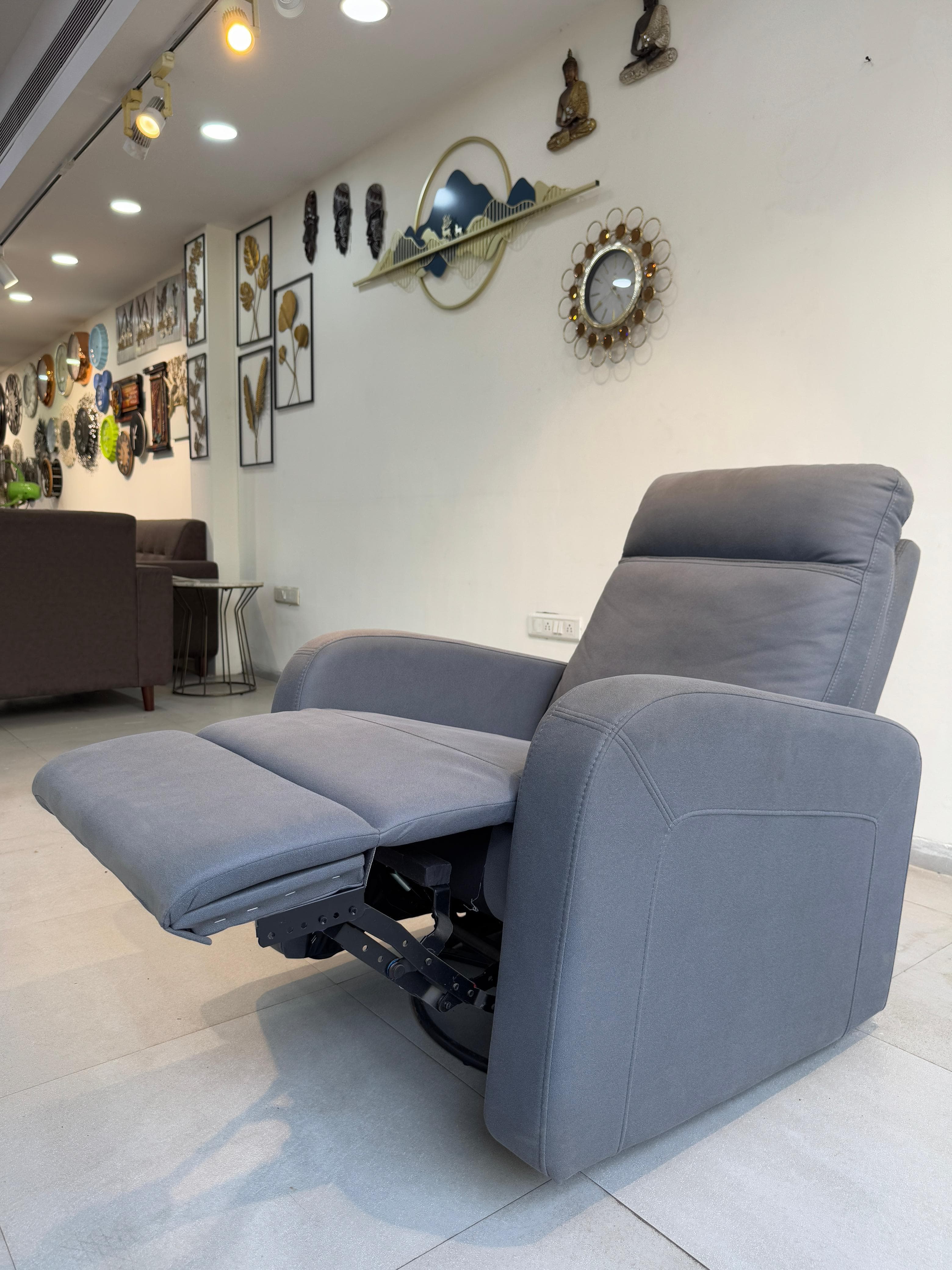 Luxurious Comfort: Grey Fabric Recliner Chair