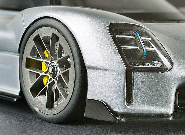 Gedankenspiele: '20 Porsche 919 Street in 1:43 und 1:18