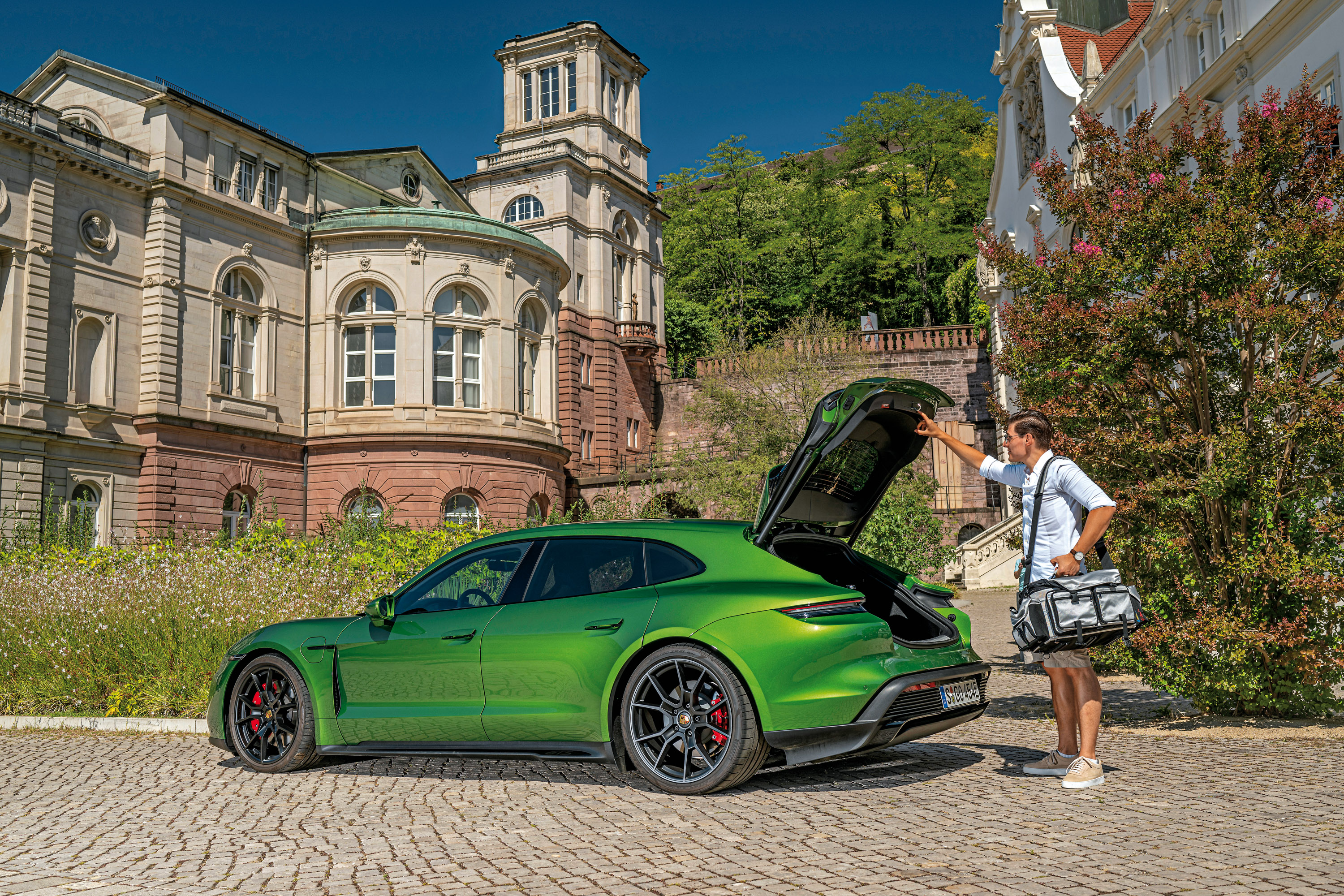 Porsche Taycan GTS Sport Turismo - Eine elektrisierende Mischung