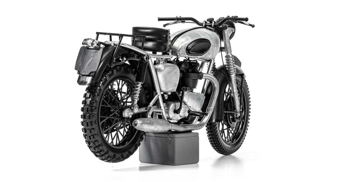 Maquette moto Triumph Scrambler 1200 de James Bond