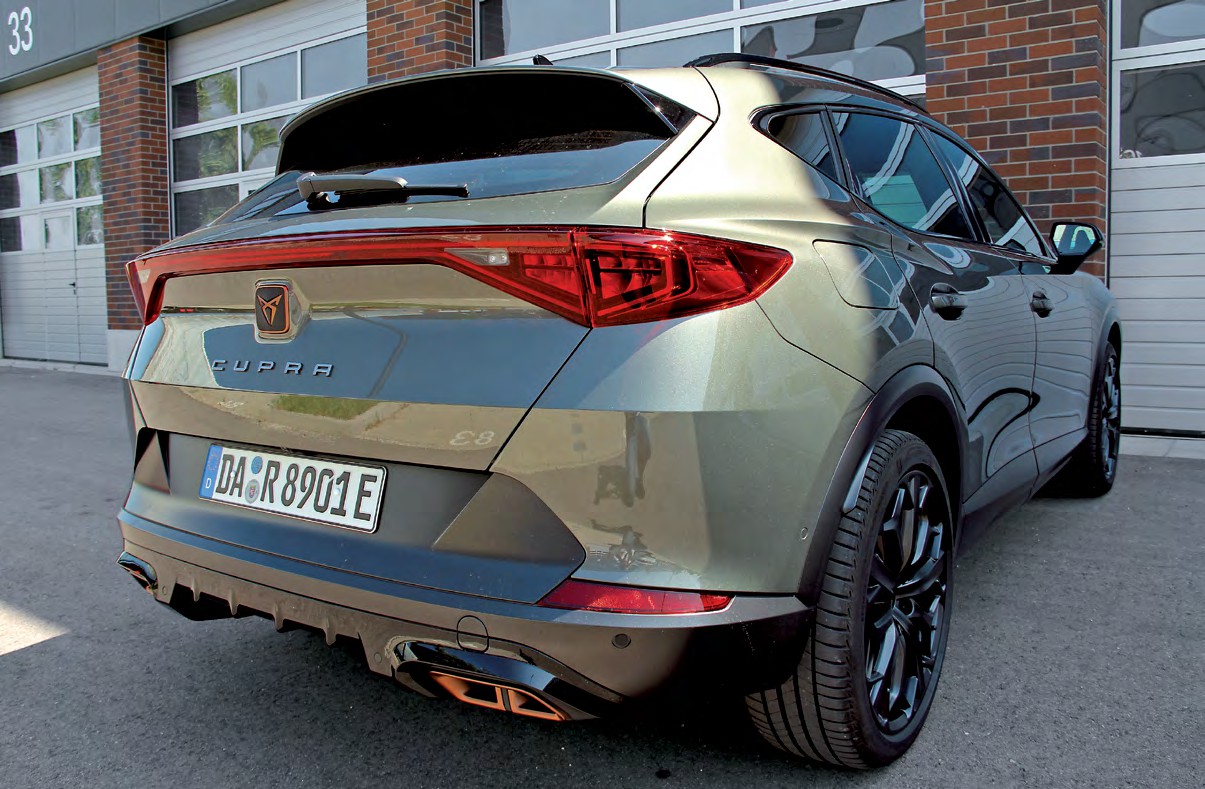 Cupra Formentor  VZ 1.4 E-Hybrid Tribe Edition - Gewitterstimmung