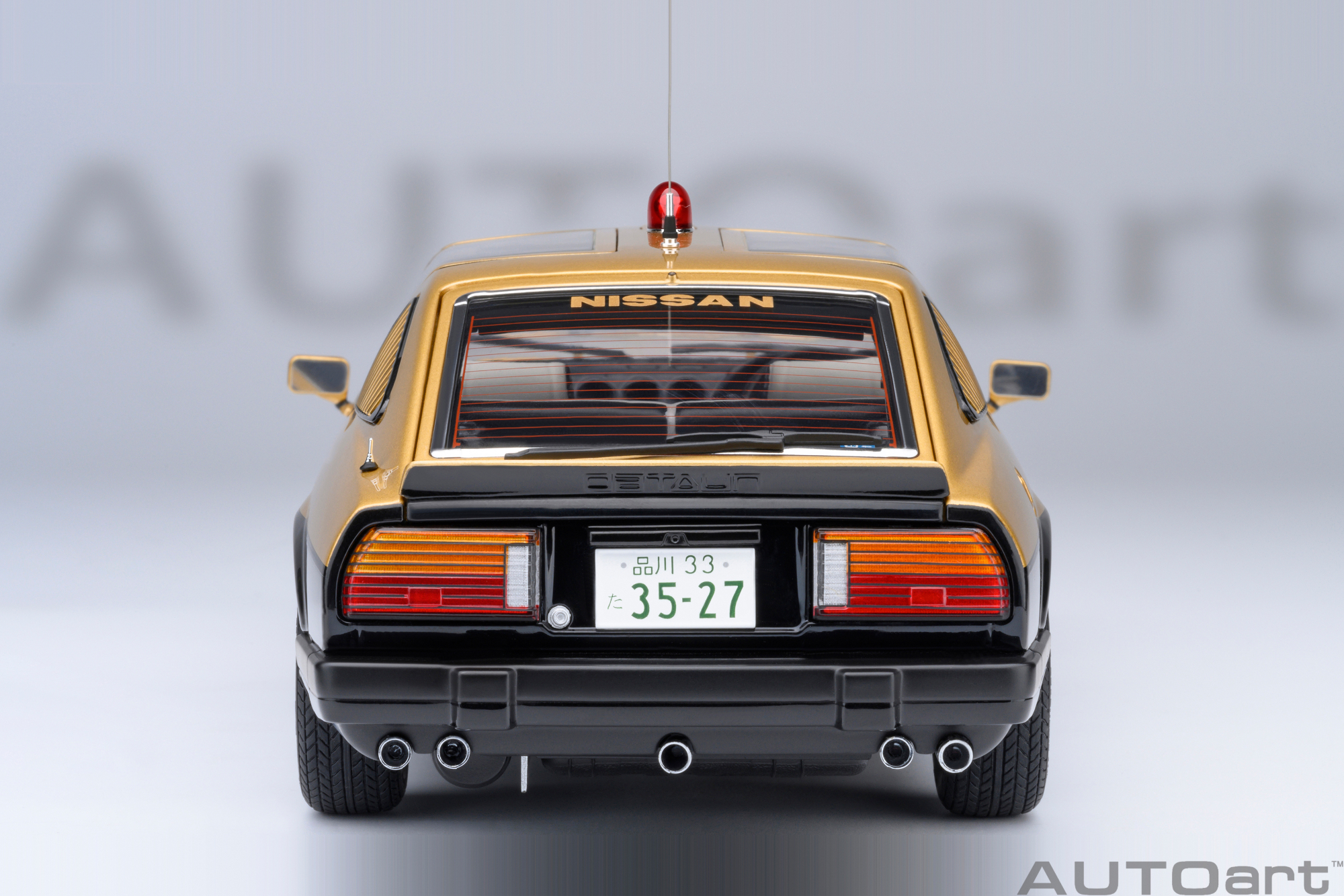 Autoart baut Datsun ZX der Nippon-Polizisten von “Western Police