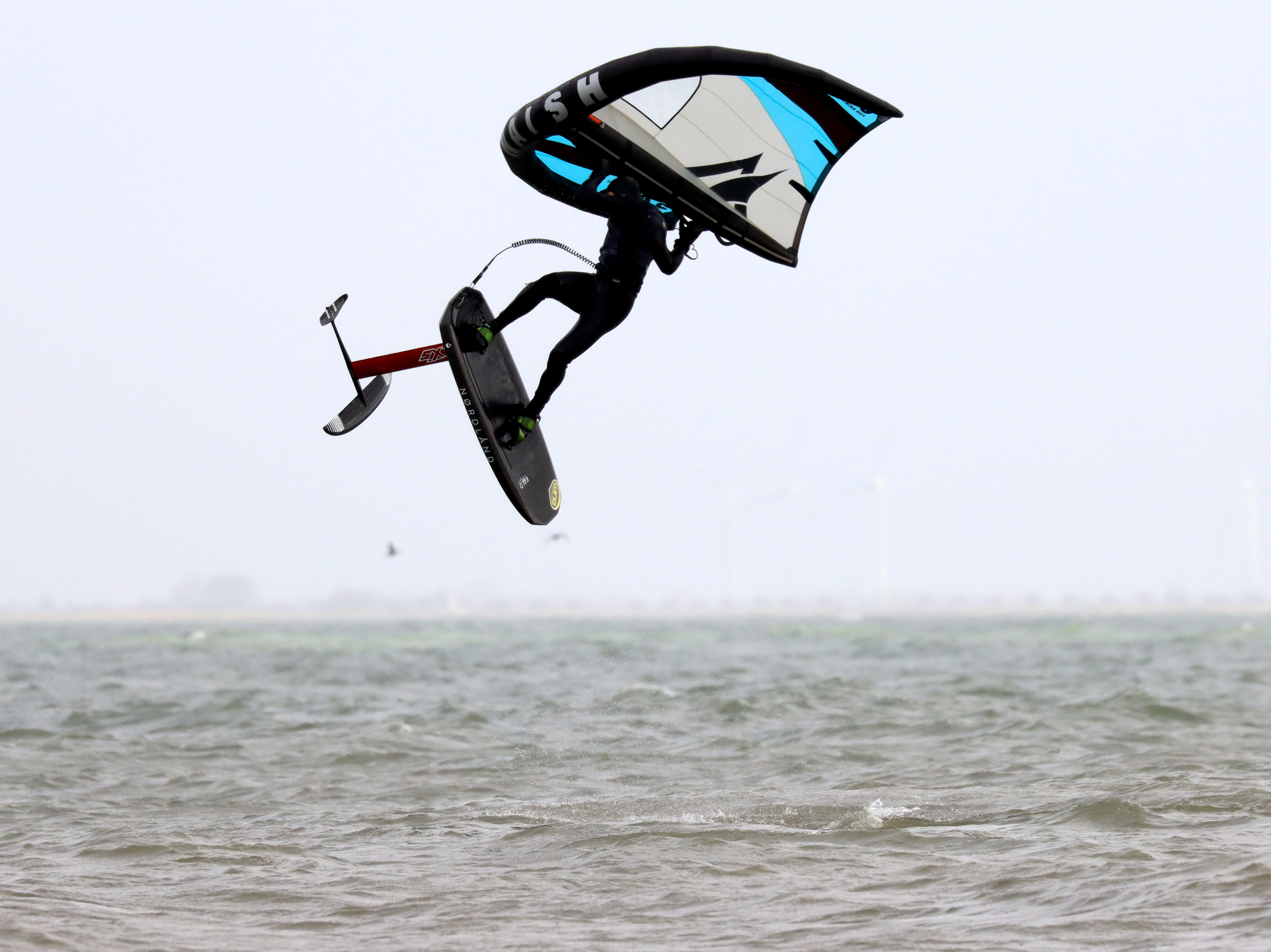 Naish Wing-Surfer MK4 - the new all-round wing in the test Naish Wing-Surfer MK4 - the new all-round wing in the test