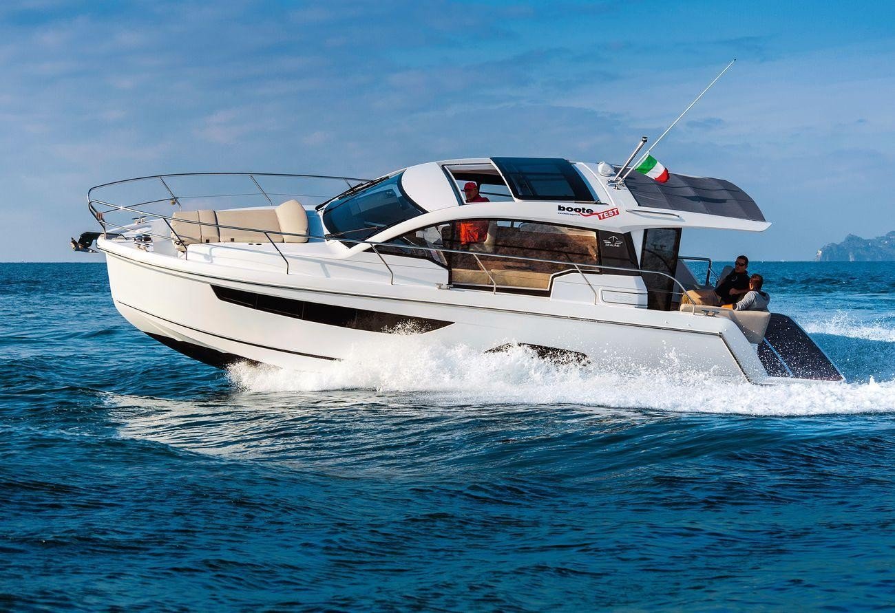 Sealine c330 on sale