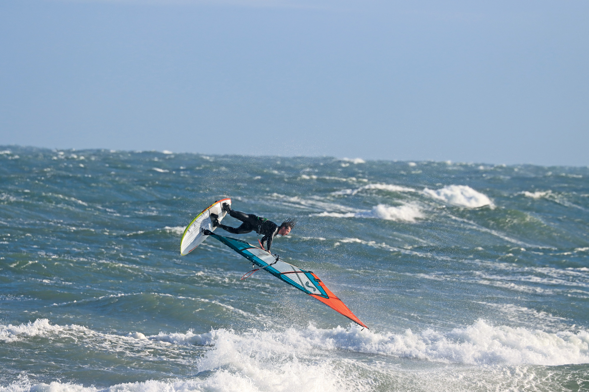Waveboard 2023: Naish Assault Custom Thruster 89 in test | SURF