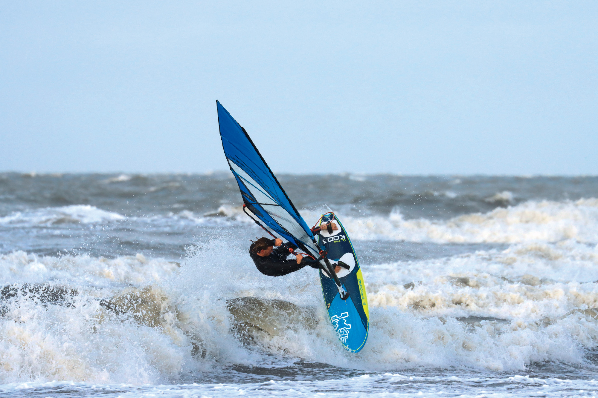 Wave sail 2023: Naish Force 4 4.7 in the test | SURF Wave sail 2023: Naish Force 4 4.7 in the test | SURF