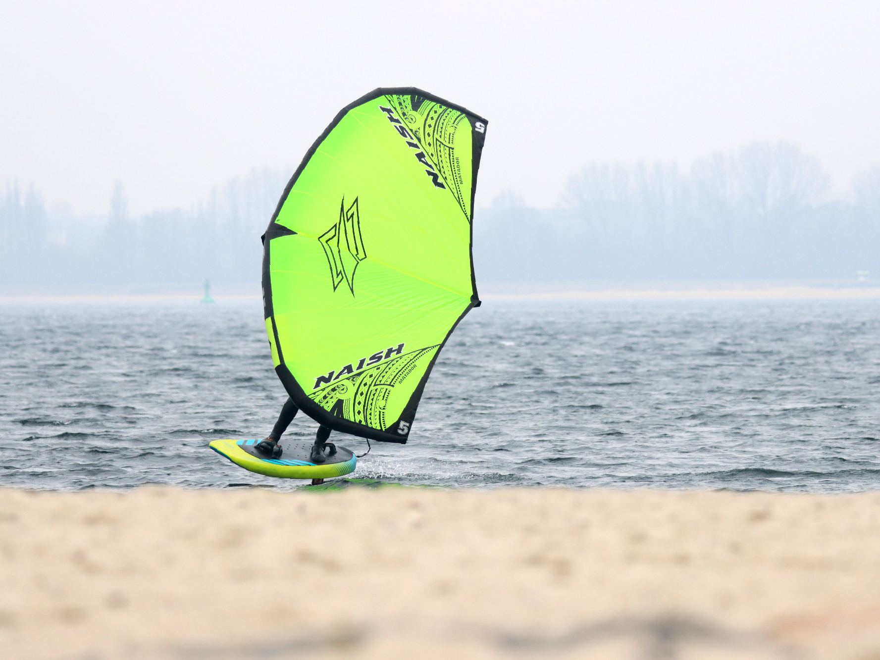 Test: Naish Matador LT - powerful wing with new grip system Test: Naish Matador LT - powerful wing with new grip system