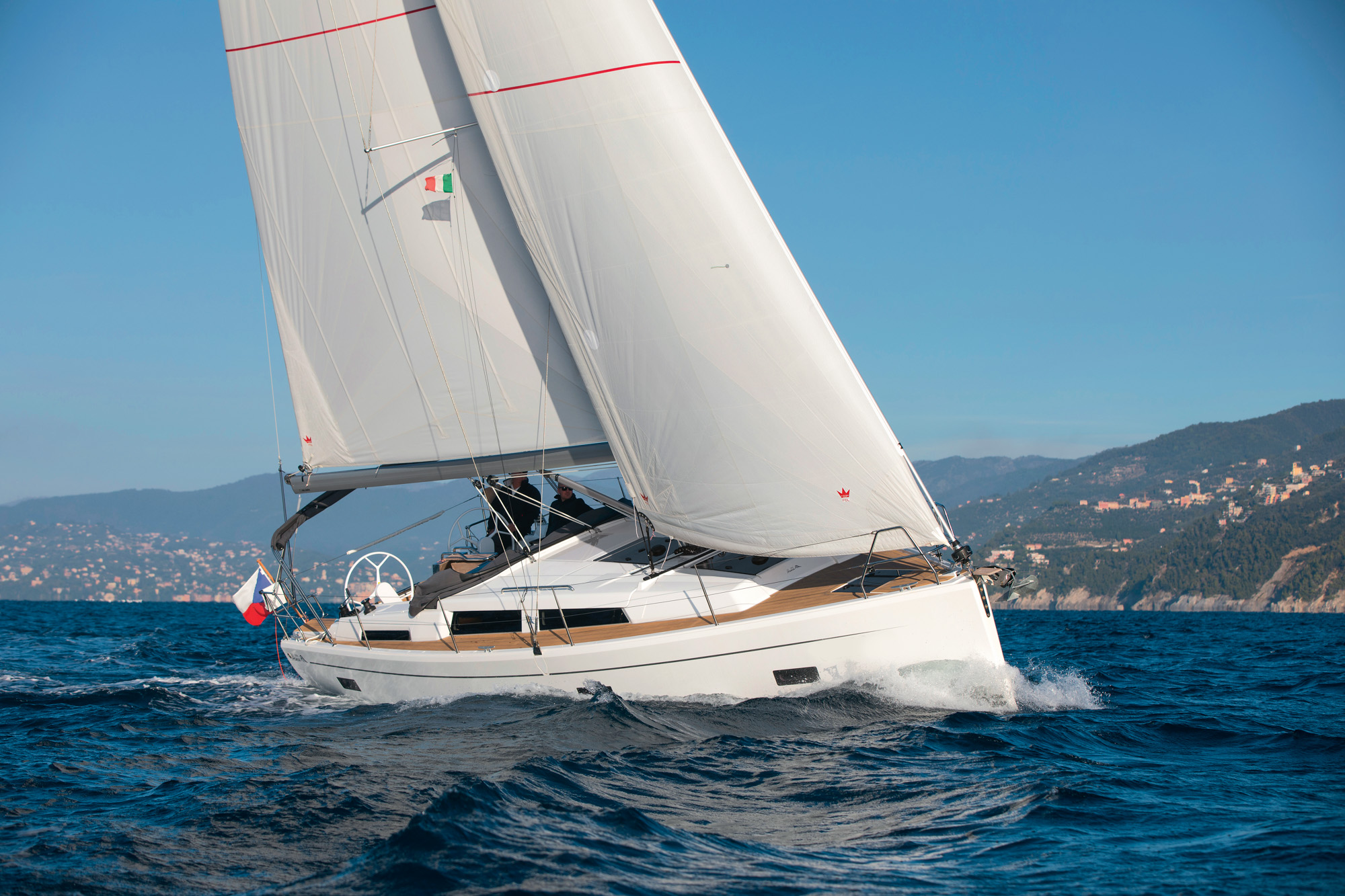 Hanse 388 online