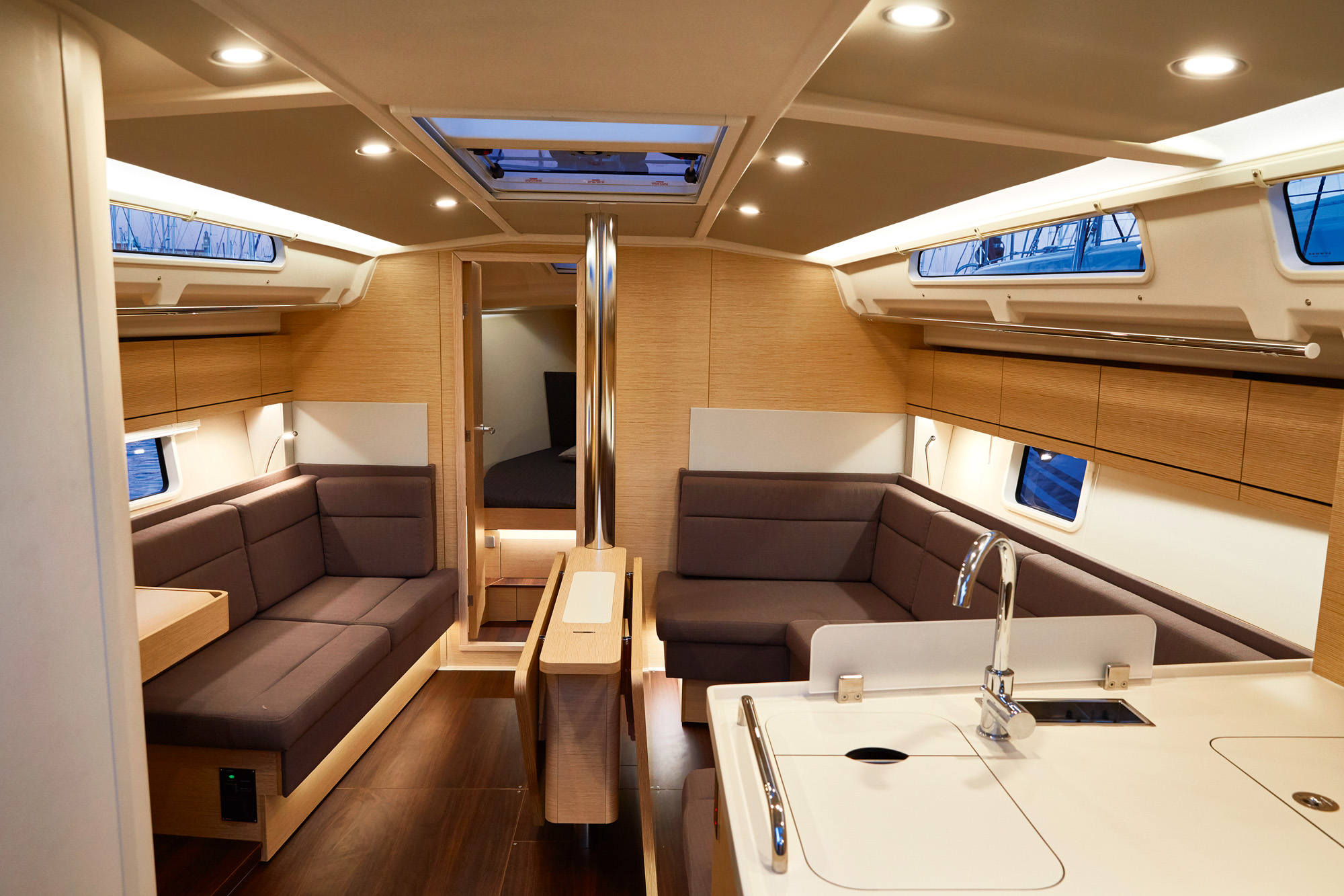 Hanse 418: Schneller, komfortabler und luxuriöser – Fahrtenyacht