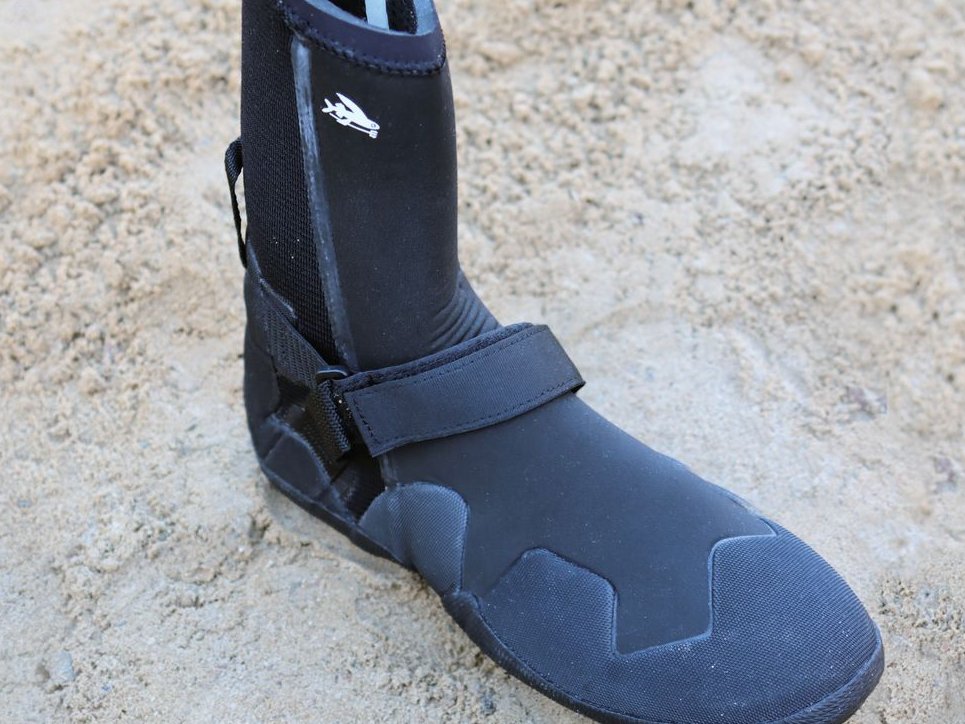 Patagonia R4 Yulex Hybrid Booties⭐︎ユーレックス Patagonia R4 winter surf shoe test | SURF