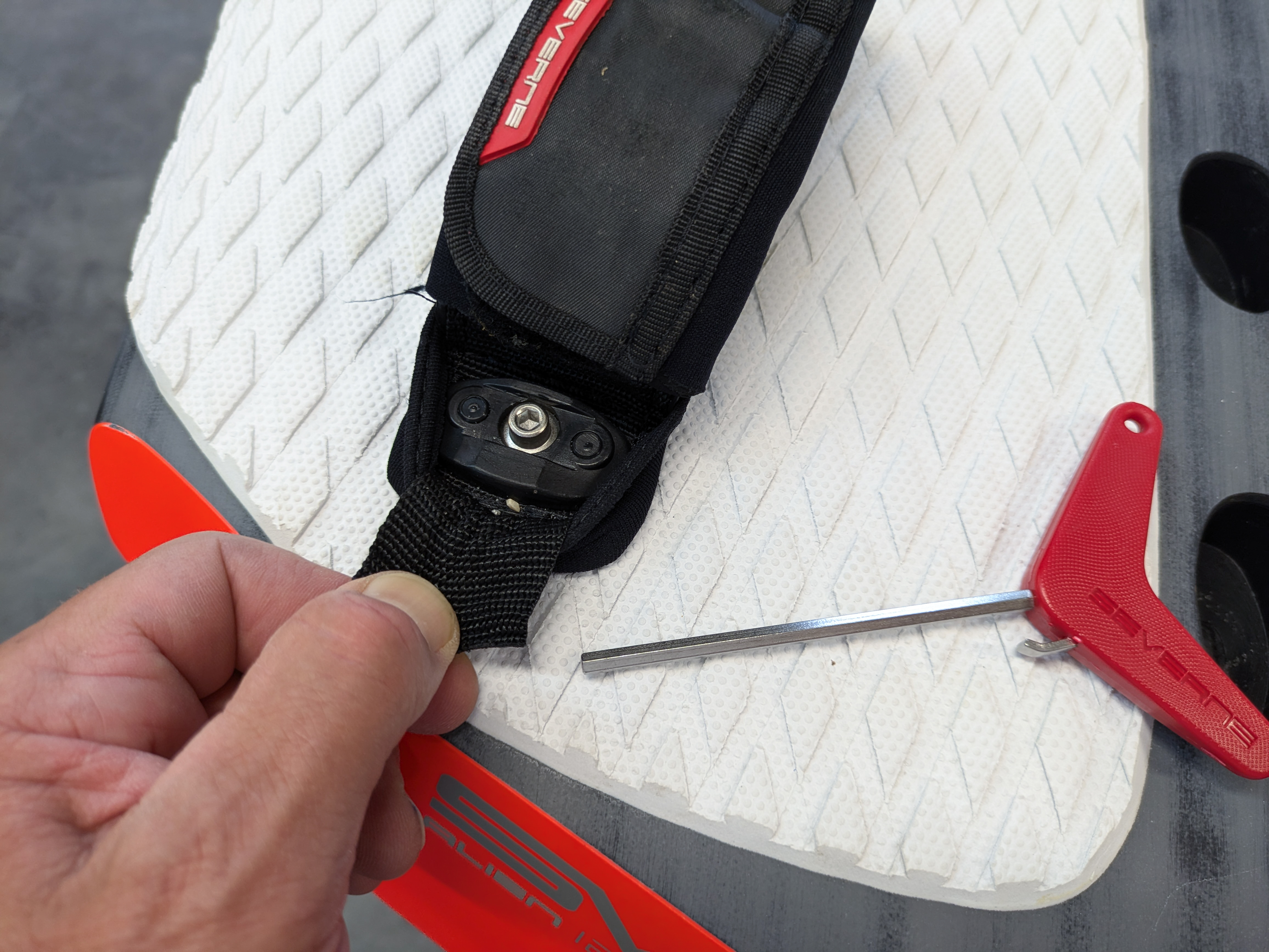 Test Freeride-Foils 2024: Severne Alien 125 and Severne RedWing