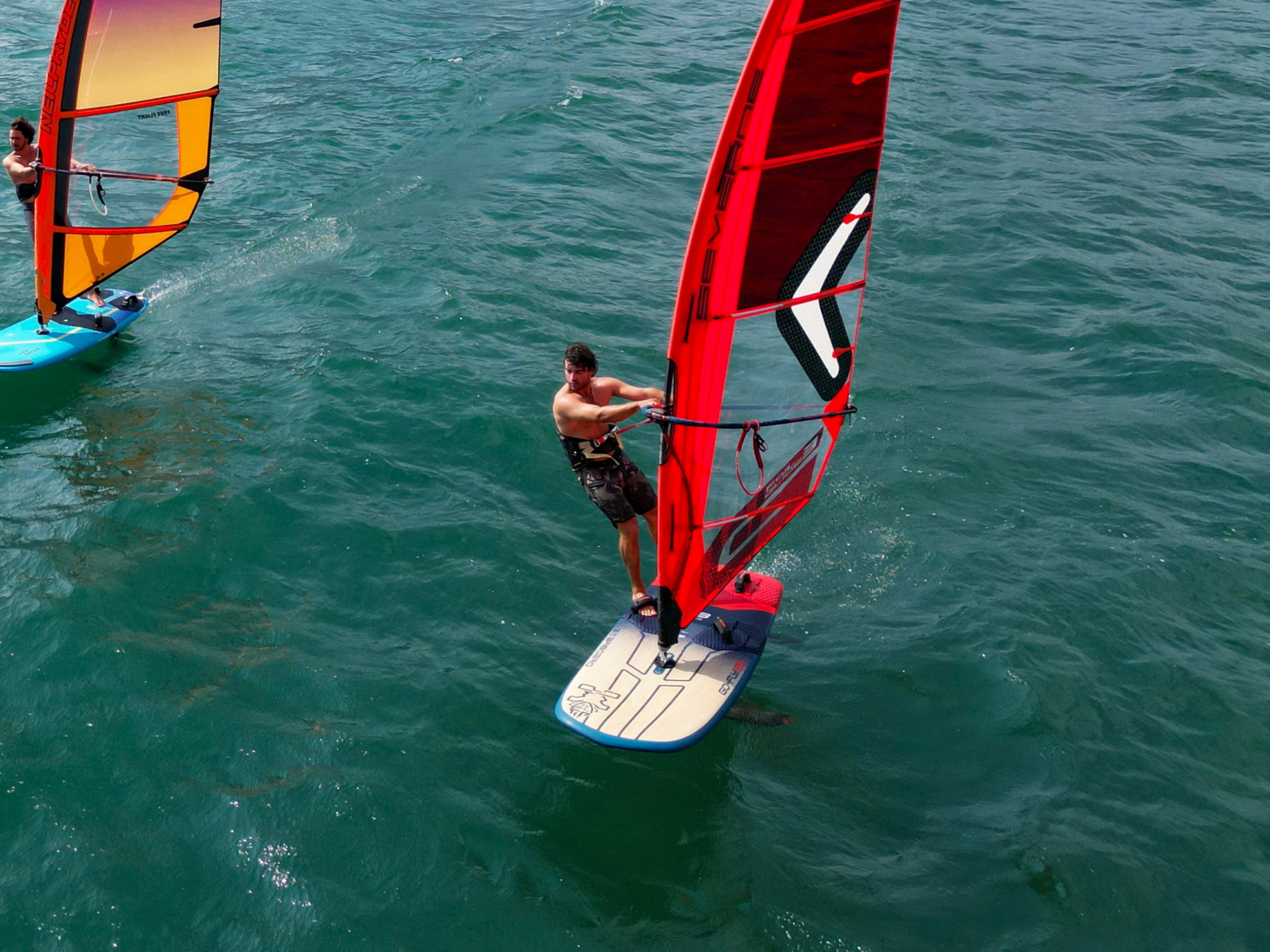 Foil set for beginners: Starboard Go-Fly 85 & Super Cruiser-Foil 