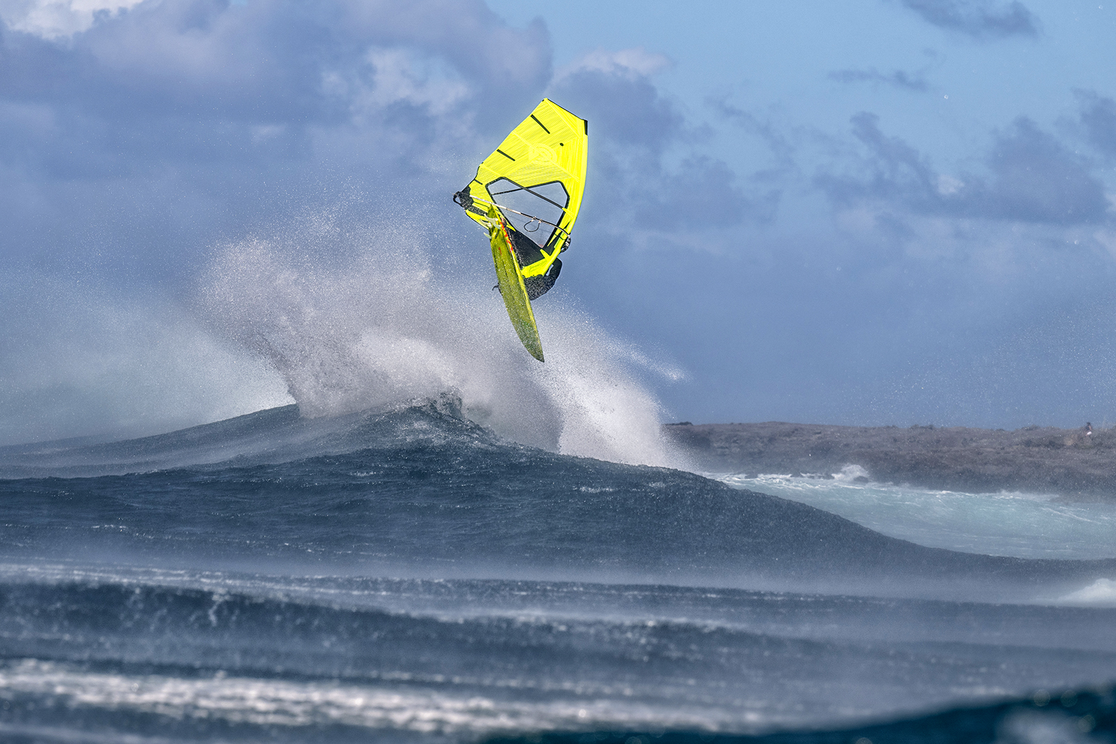 Quatro Maui Pro in Hookipa: Big bang to kick off the 2026 World