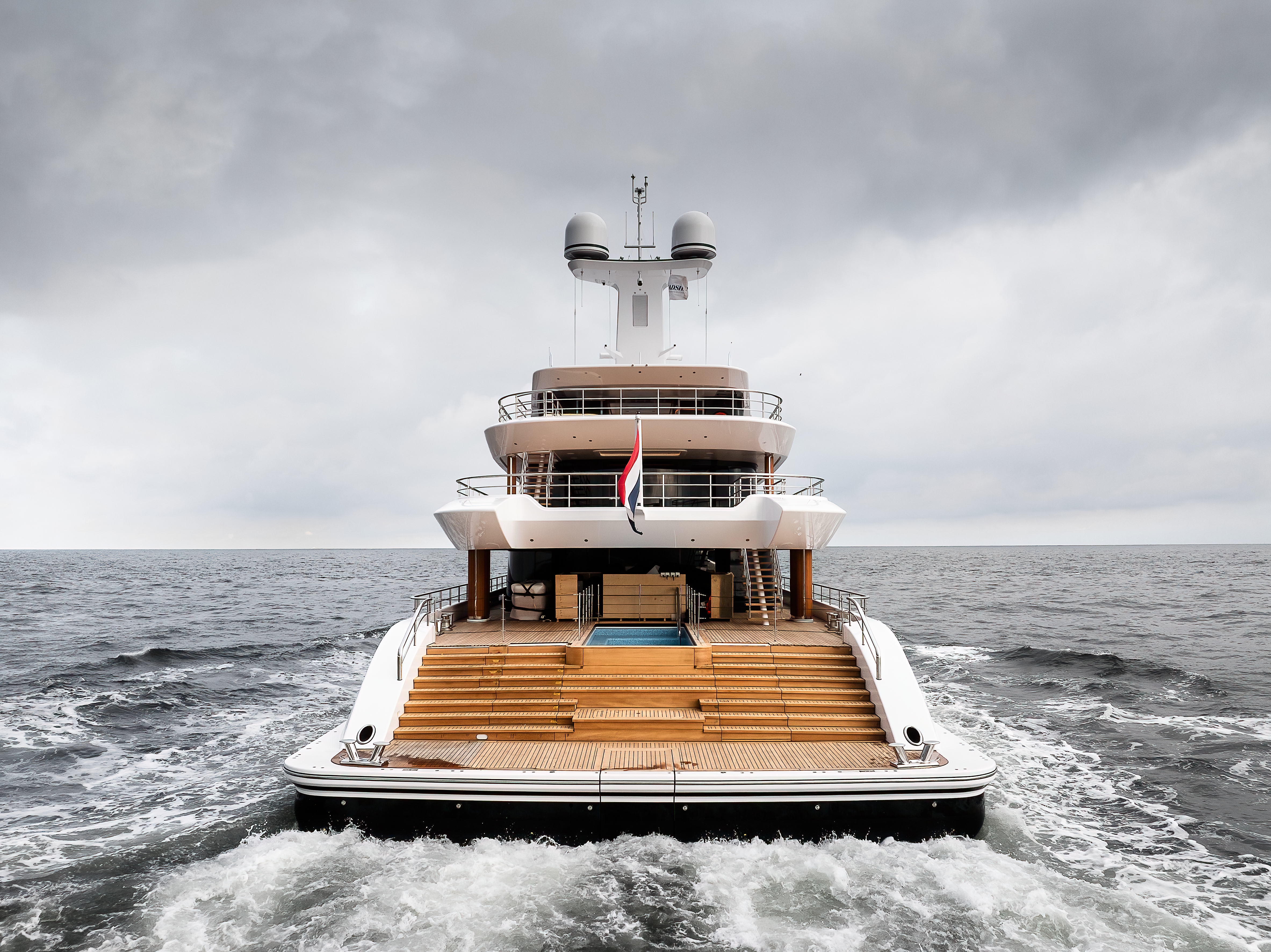 Luxury yacht Stella M leaves Feadship shipyard | BOOTE