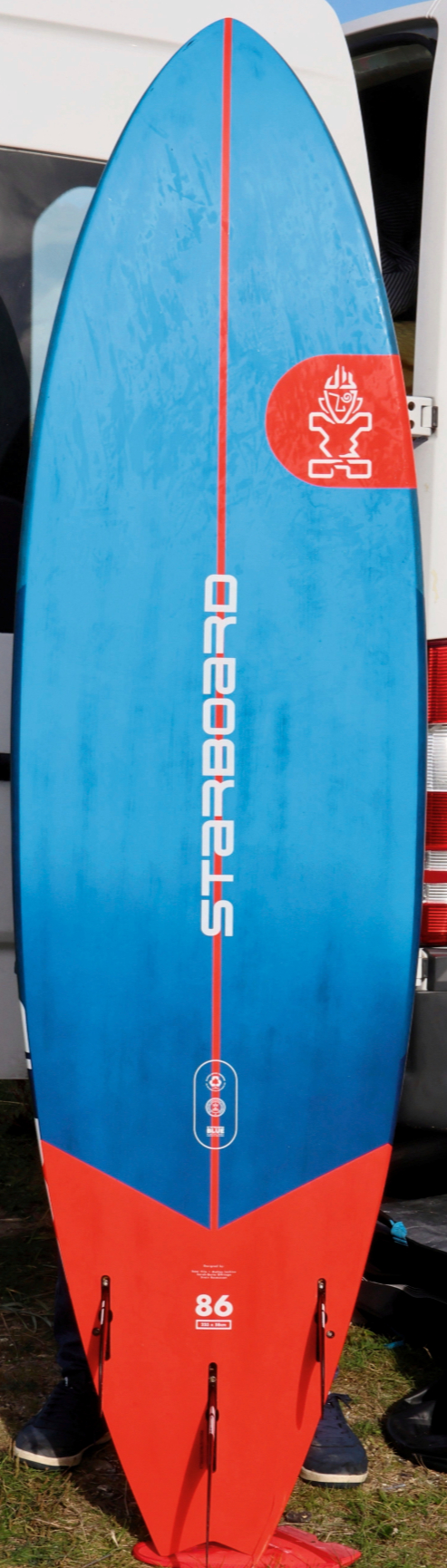 Waveboards 2026: Starboard Ultra Carbon 86 in the test - radical