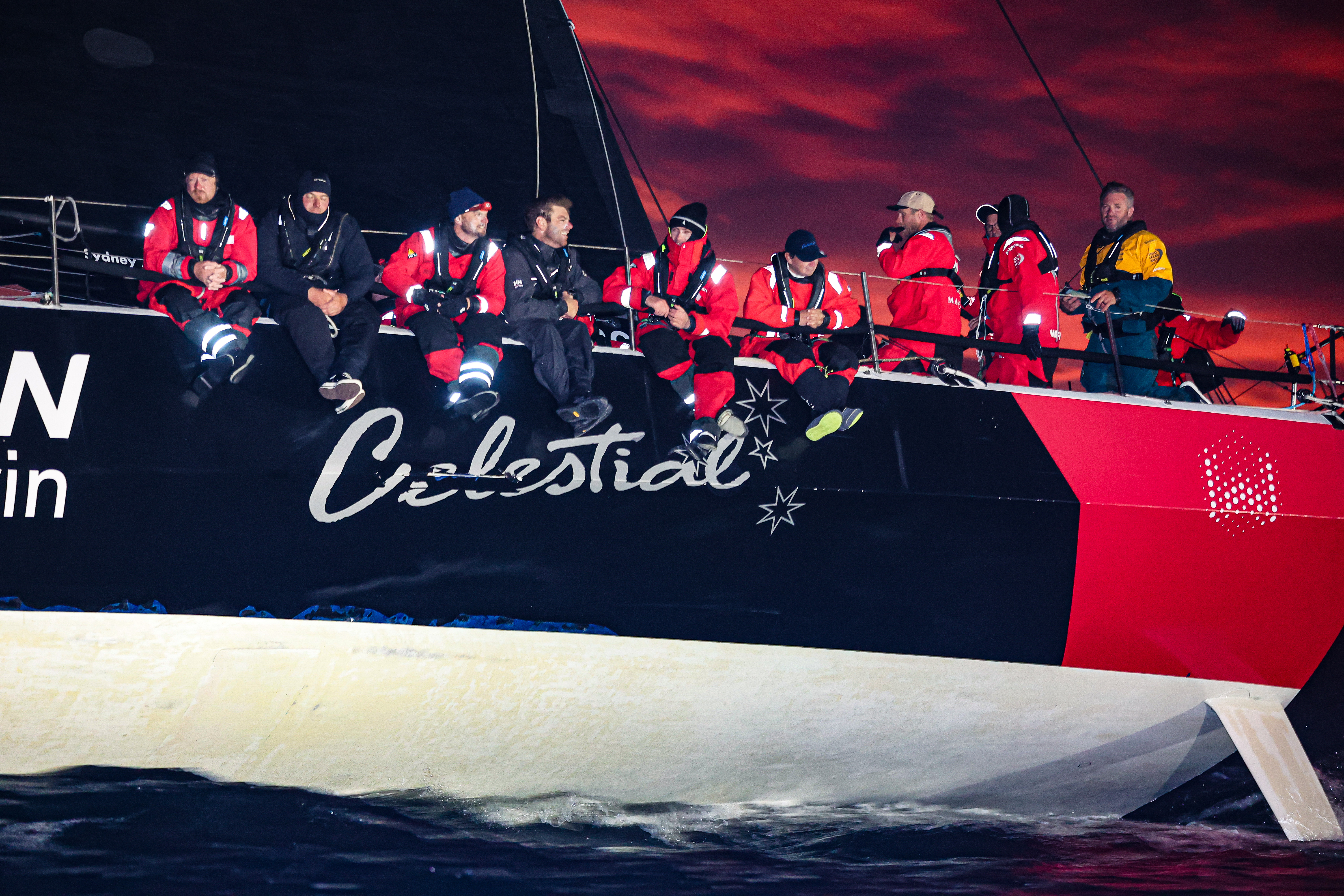 lestial-v70-approaches-the-