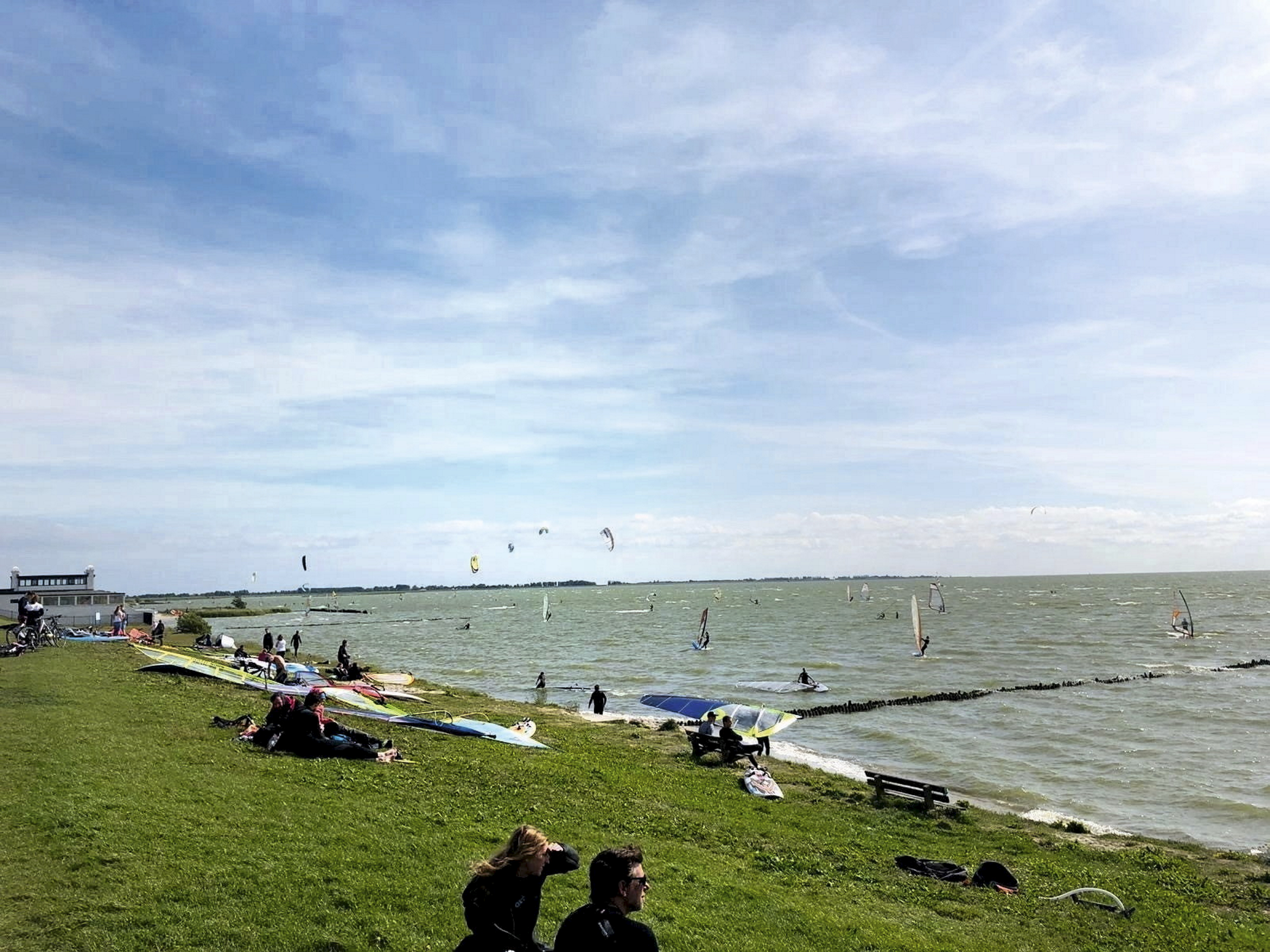 Camping-Tipps direkt am Spot: Campingpltze fr Surfer in den Niederlanden  | SURF