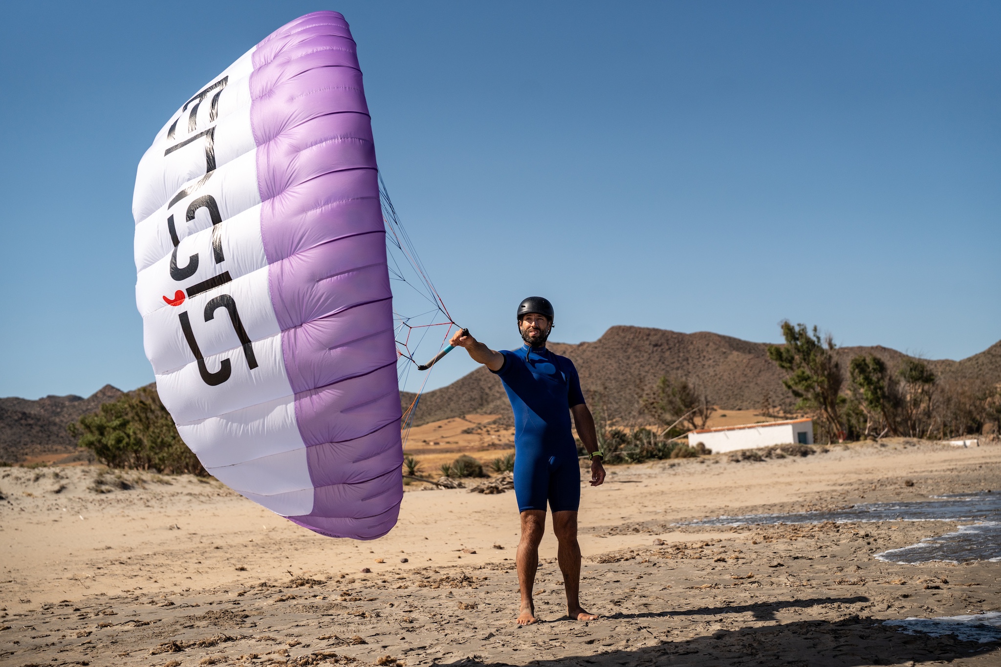 Parawing: Ensis launches the third generation of the Roger | SURF