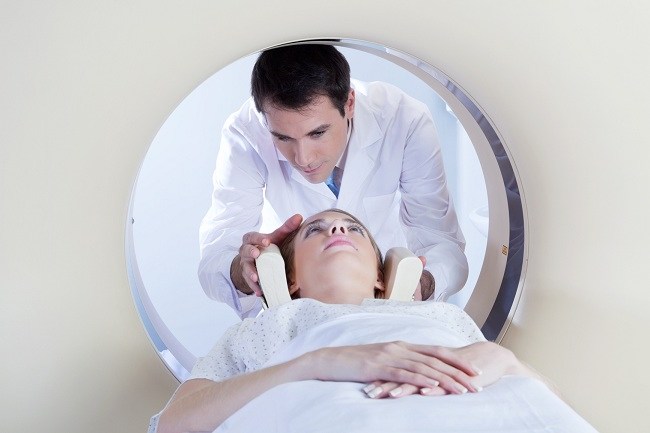 Melacak penyakit dengan CT Scan - alodokter