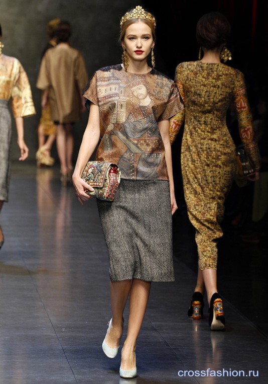 dolce-and-gabbana-fw-2014-women-fashion-show-runway-15