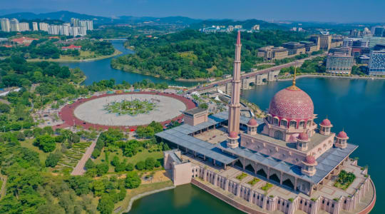 Photo of Putra Mosque