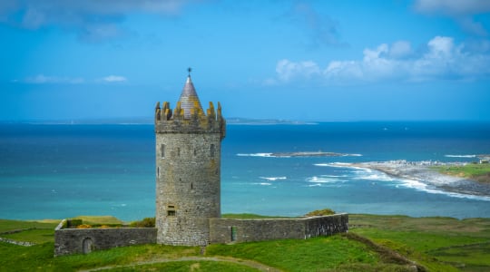 Photo of Doonagore castle