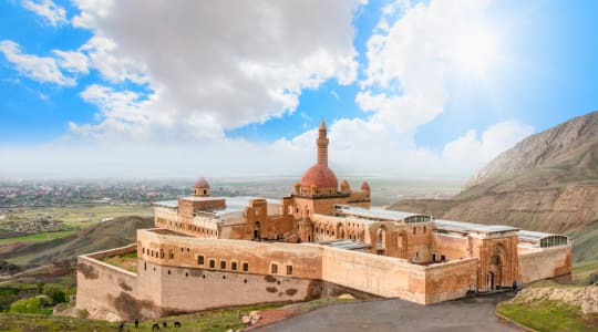 Photo of Ishak Pasha palace