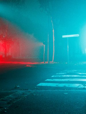 3am, fog,outside, green,red,white,grey